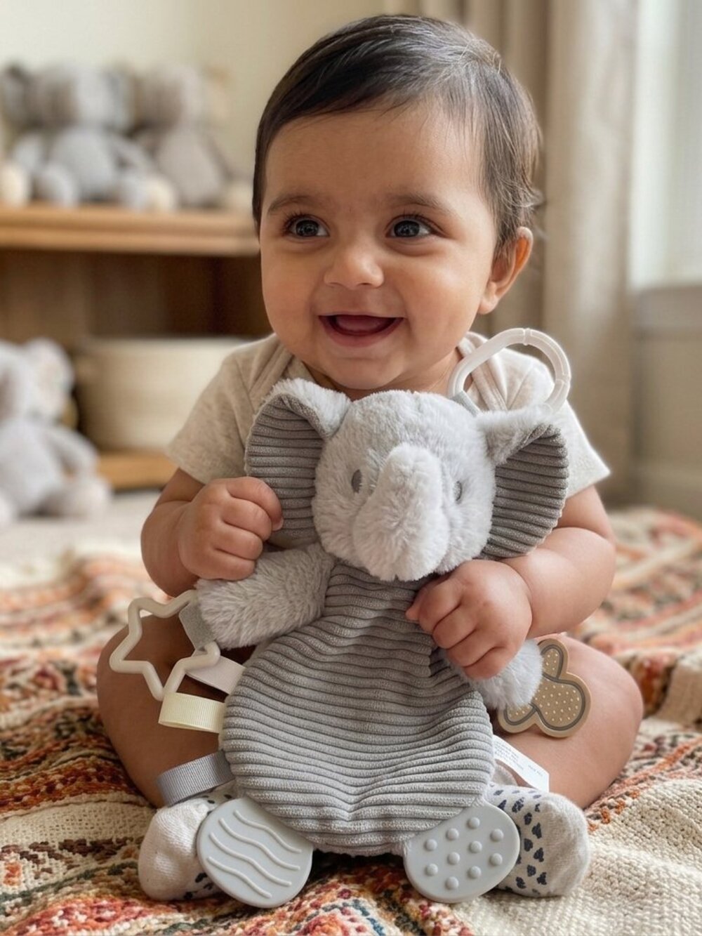 NWT Dreamgro Blankie Buddy Gray Elephant Plush Teether Lovey Sensory Crinkle Toy